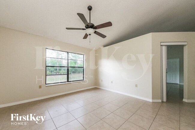 Photo - 815 Adour Dr