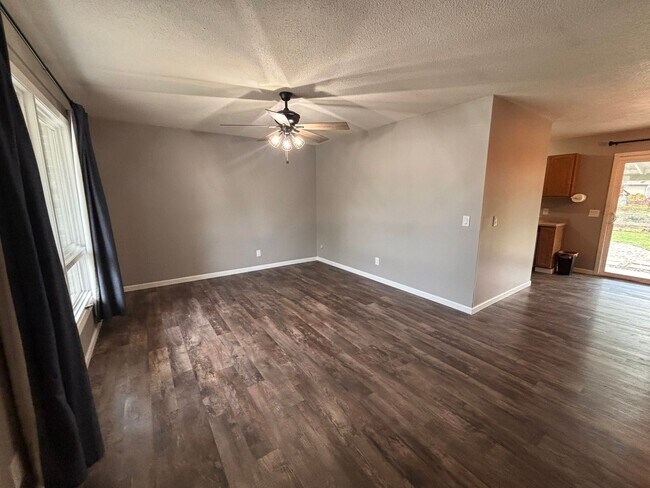 Photo - 4 BED | 2 BATH | HOME | SOUTH RAPID