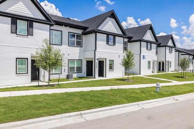 Photo - Emerson at Trace