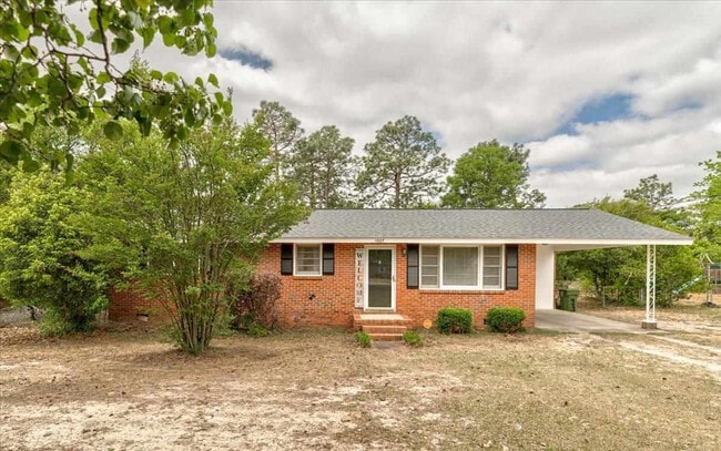 Building Photo - 1007 Greenleaf Rd