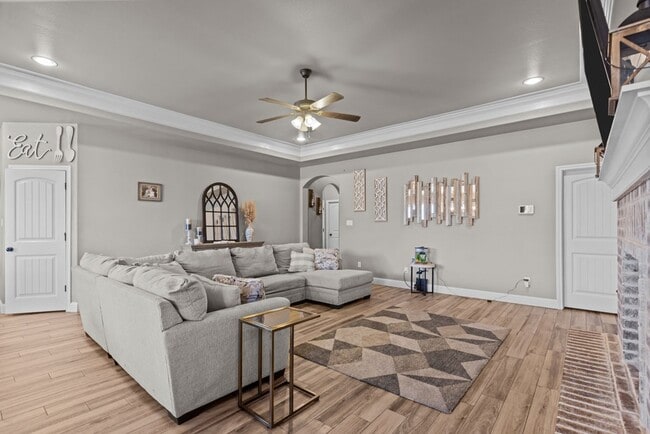 Photo - 58 Berkshire Cir