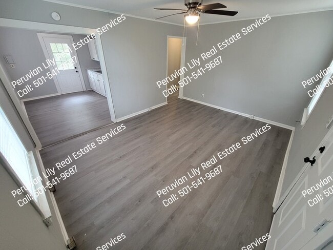 Photo - 100 Wilson St