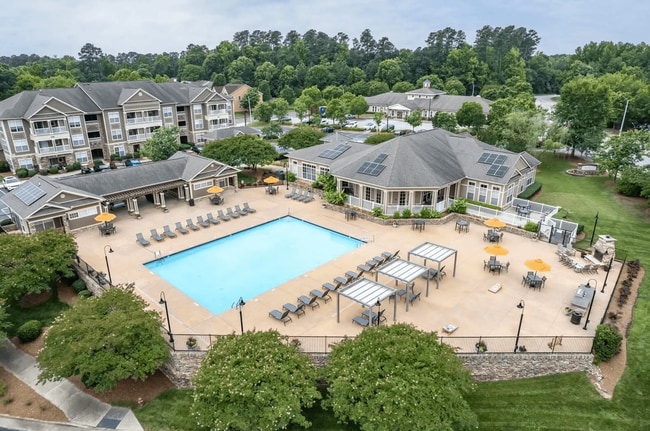 Greystone at Widewaters