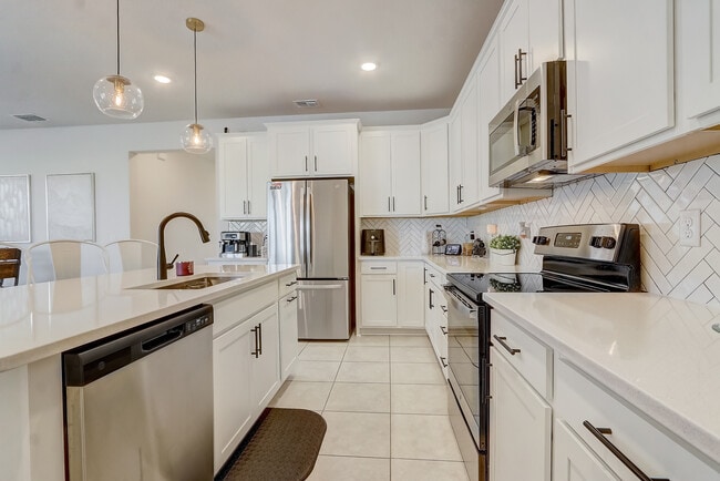 Photo - 362 Sofia Ln