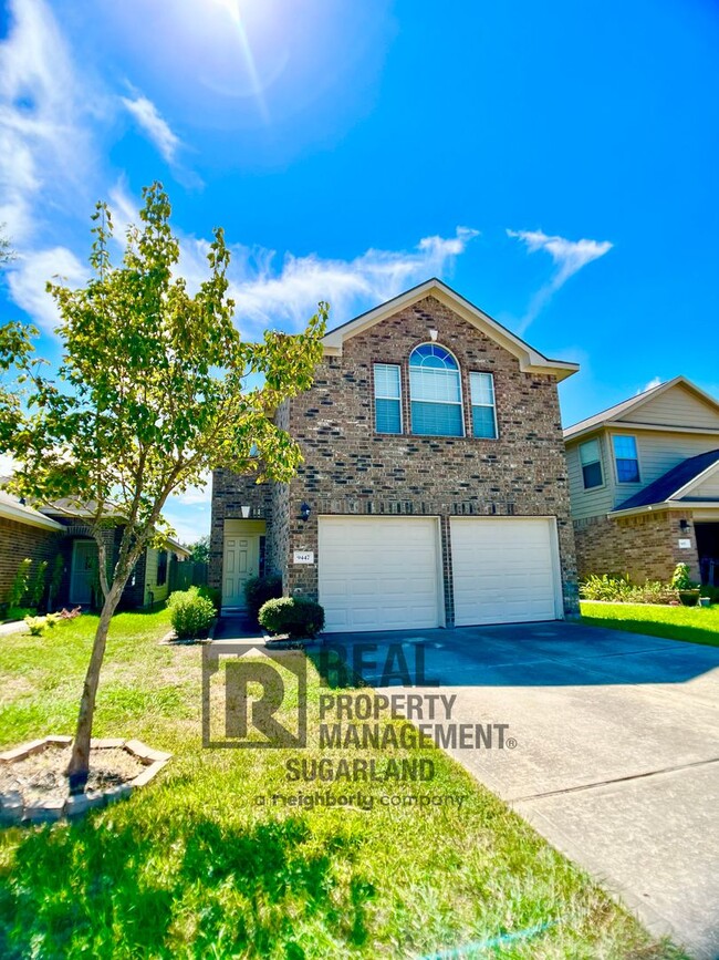 Beautiful Two Story Home - Beautiful Two Story Home