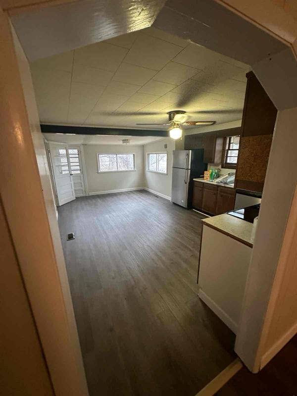 Building Photo - 713 Pine St Rental
