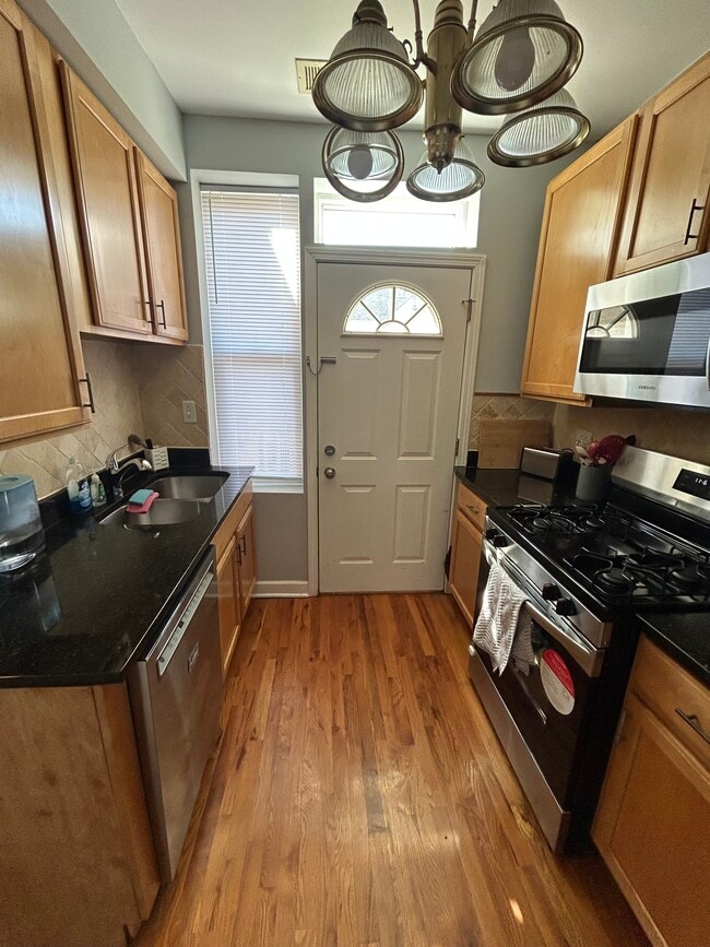 Photo - 2253 West Rosemont-3 Unit 3