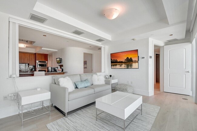 Photo - 1200 Holiday Dr Unit 1001