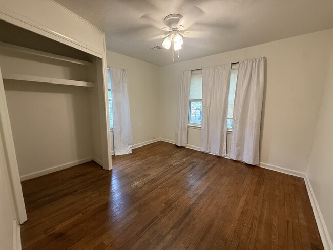 Photo - 207 S Berry St