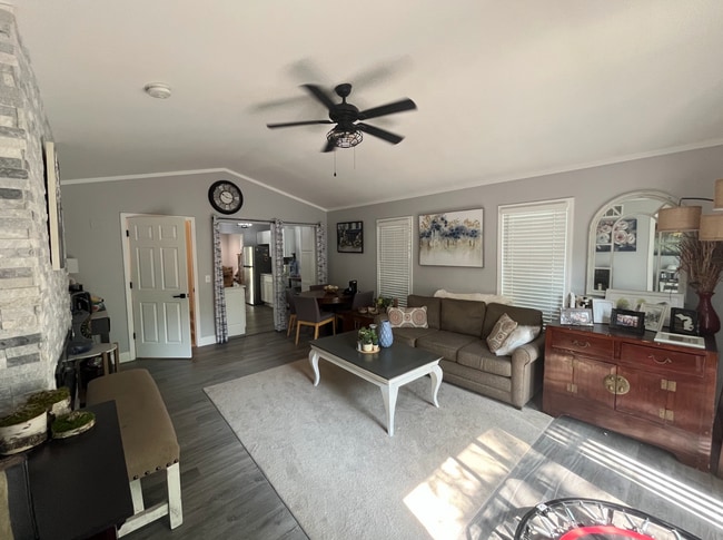 Photo - Fully furnished beautifully renovated house!
