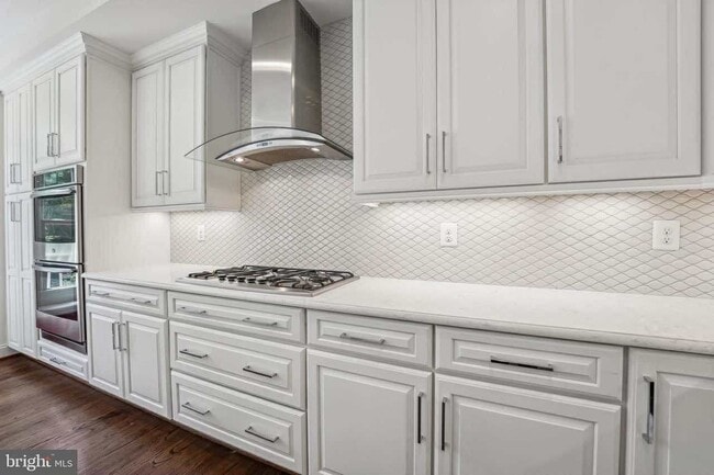 Photo - 10669 Yorktown Ct