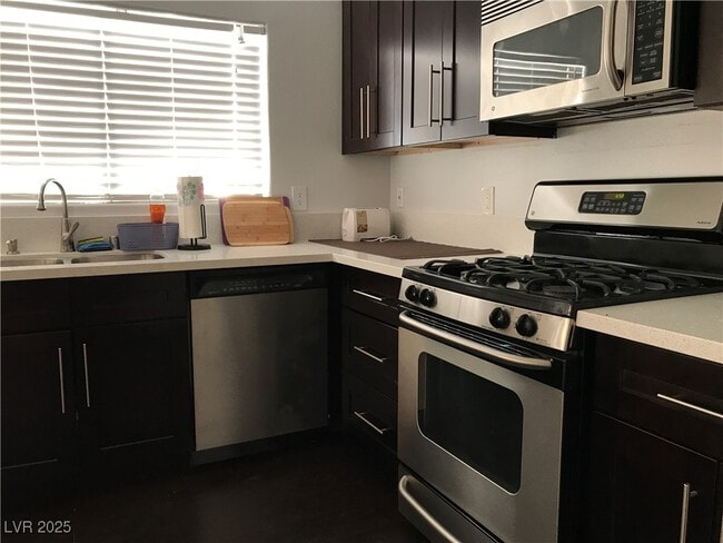 Building Photo - 5423 Dancing Bear Dr