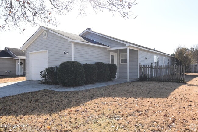Building Photo - 309 Bridgeton Ct Rental