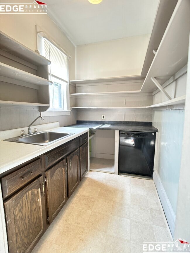 Building Photo - 55 Rindge Ave Unit 1 Rental