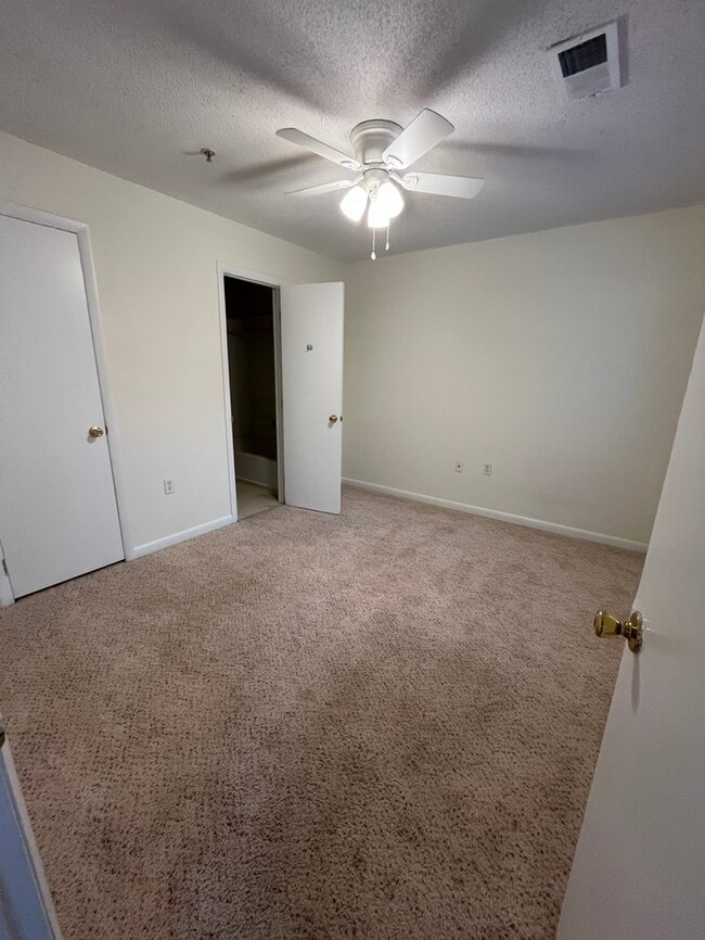 Photo - Don't Miss Out! 4 Bed 4 Bath! Washer/Dryer included! Unit 204