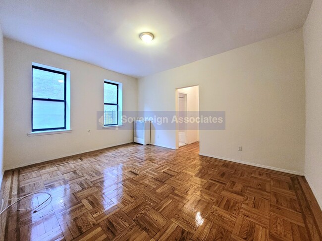 Photo - 1803 Riverside Dr Apartment Unit 1G