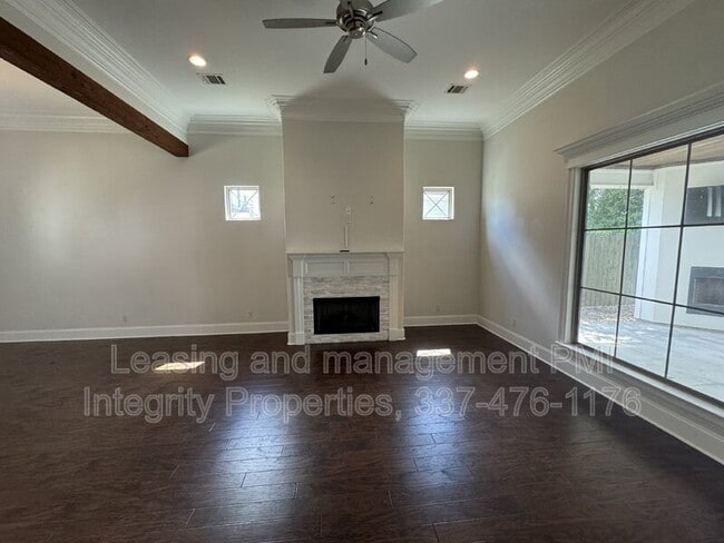 Photo - 216 Golden Cypress Dr