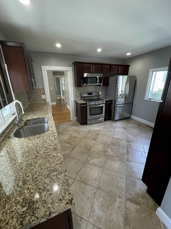 Photo - 15 Charles St Ave