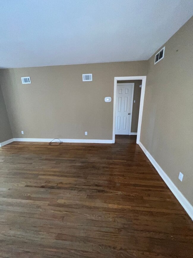 Photo - Three Bedroom in Shell Point