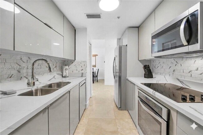 Photo - 500 NE 29th St Unit 604