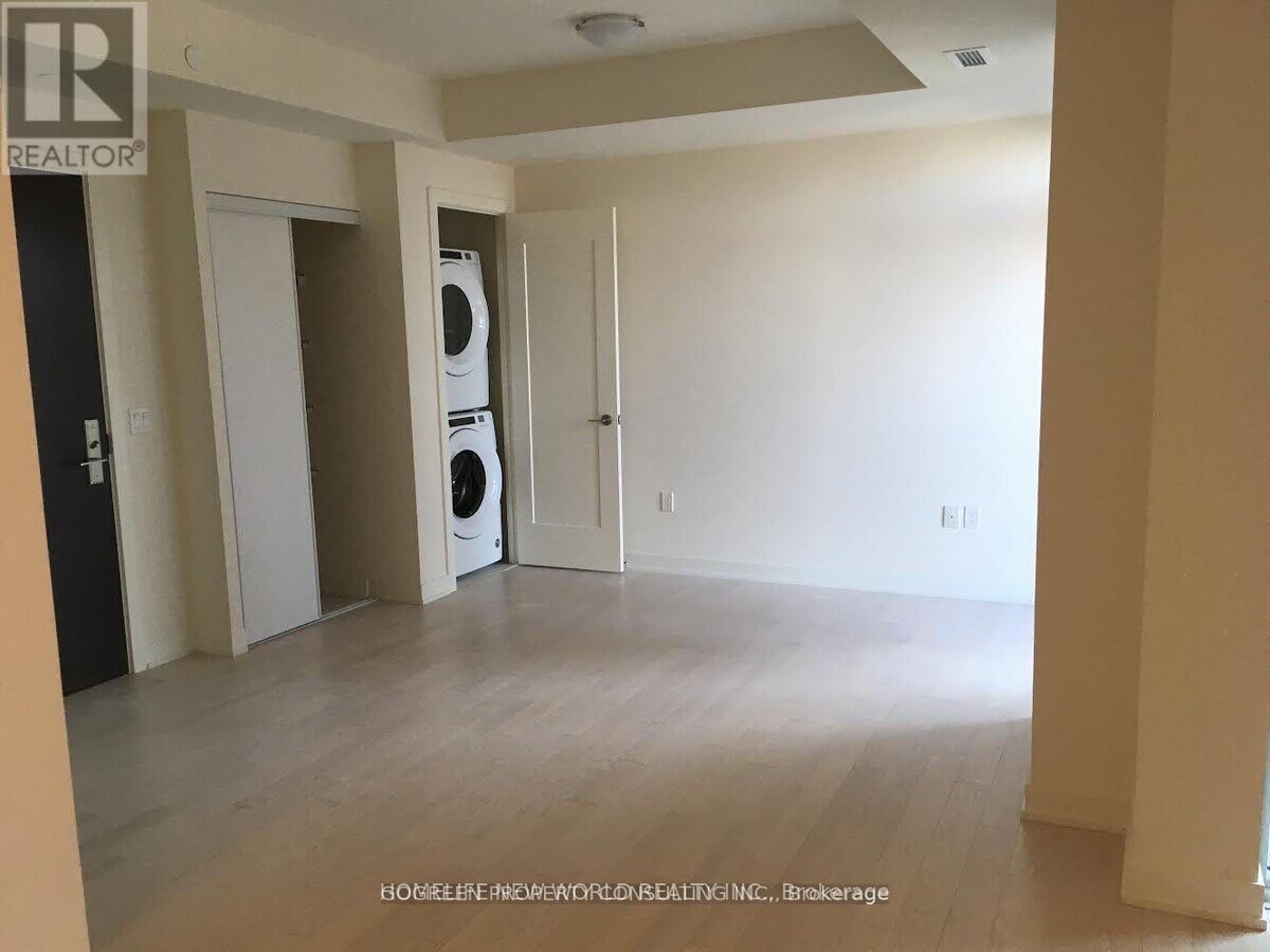 Photo - 330 Richmond St W Unité 805