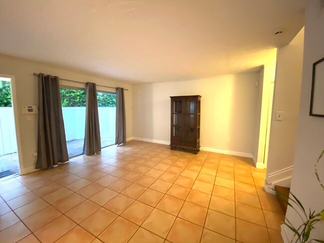 Photo - 4530 SW 68th Court Cir