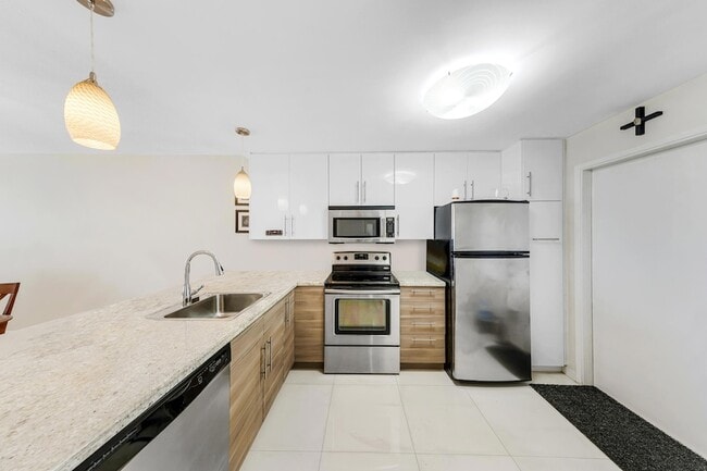 Photo - 3091 N Course Dr Unit 102