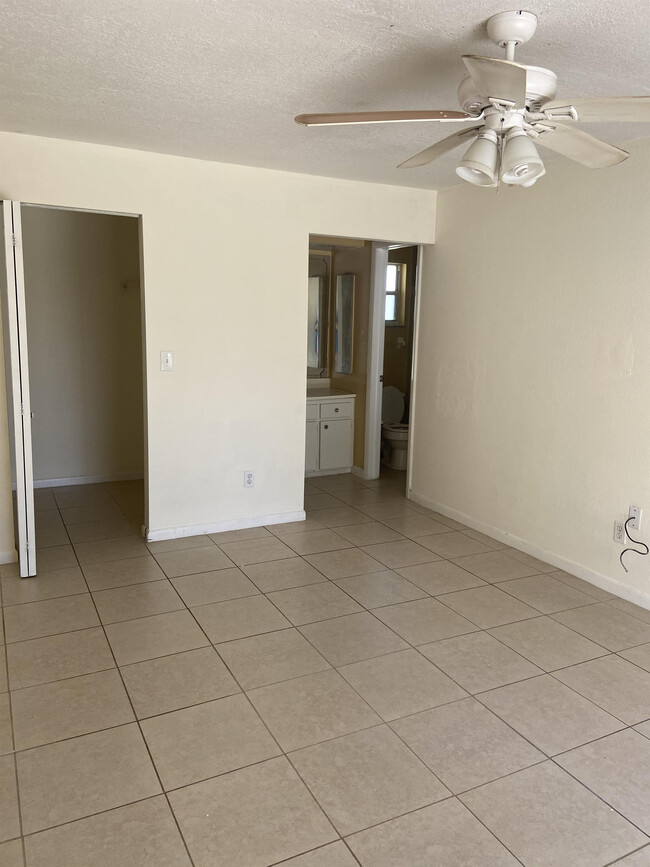 Photo - 105 SE 44th Terrace