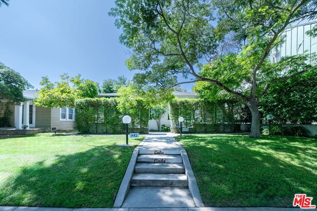 Building Photo - 942 Lincoln Blvd Unit A