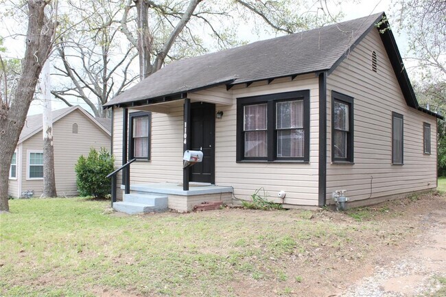 Building Photo - 1104 S Jackson St Rental