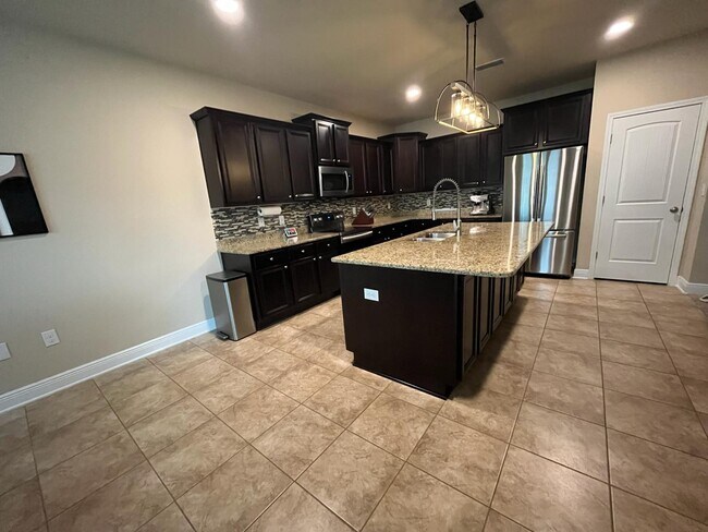 Photo - 514 Gadwell St