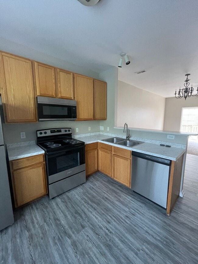 Photo - RoyalCeladon6454 Unit 1