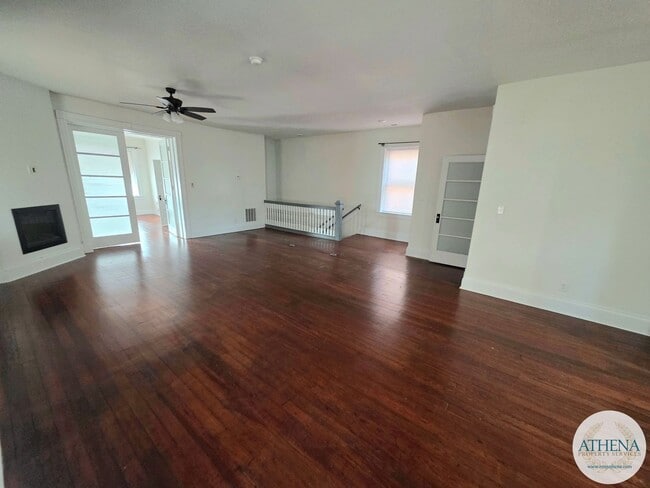 Photo - 1 Bedroom / 1 Bath Apartment Located on Broadway Street