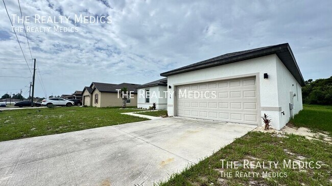 Photo - 118 Lily Ln