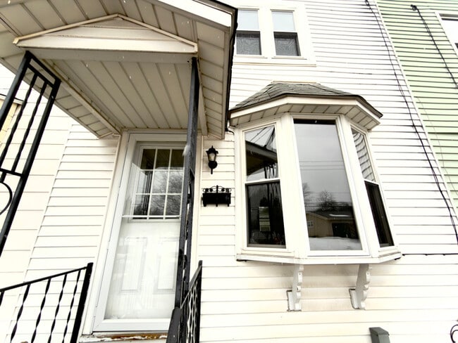 Photo - 14 Linden St