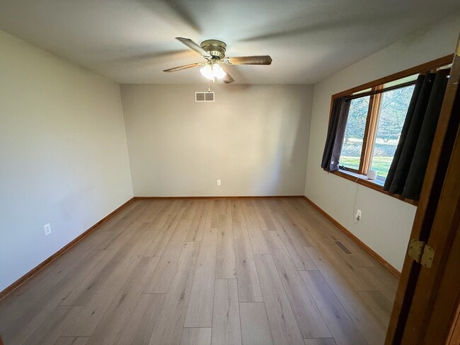 Photo - 1766 Hasler Lake Rd