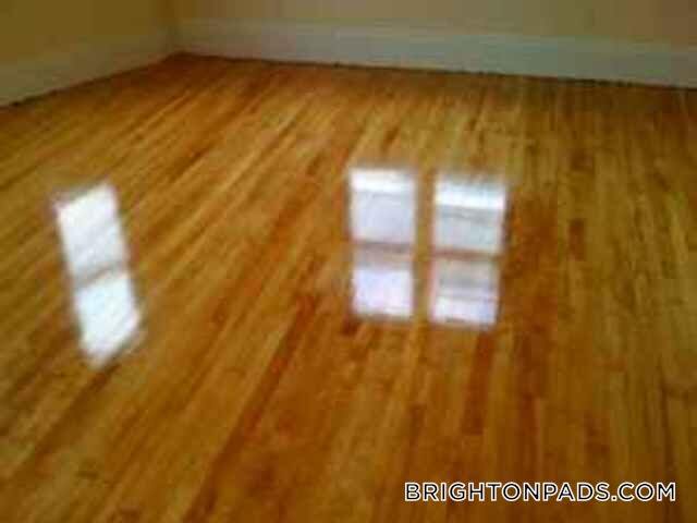 Photo - 30 Brooks St Unit 2