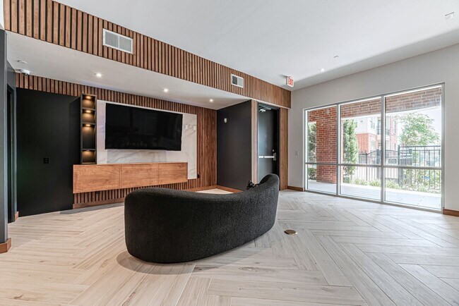 Photo - 8877 Lakes at 610 Dr Unit 321