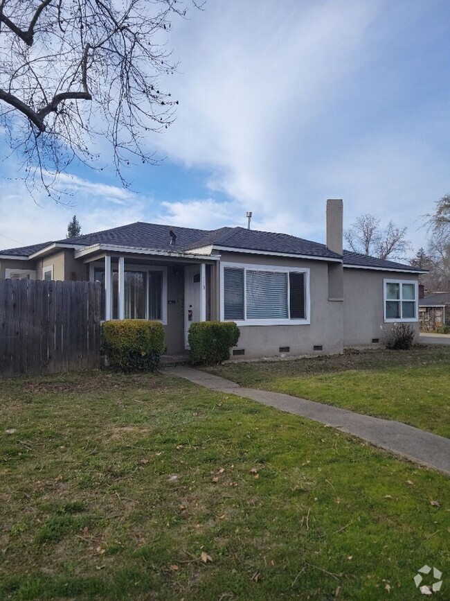 Building Photo - Cozy 3 bed, 1 bath home in Medford