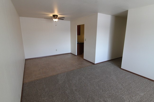 Wyndham Place Apartments