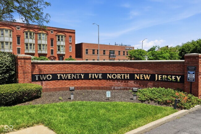 Photo - 225 N New Jersey St Unit 23