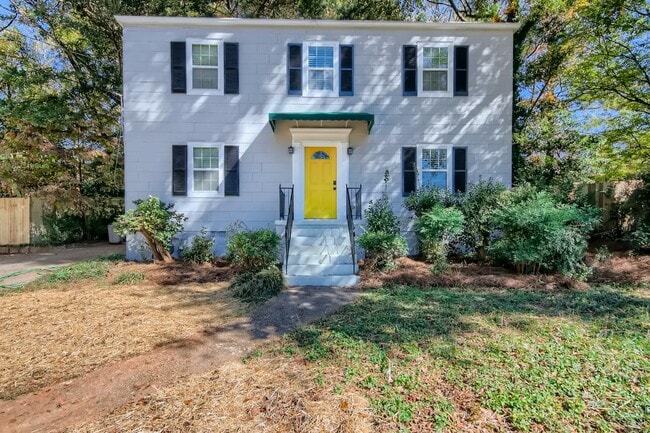 Building Photo - 406 S Columbia Dr