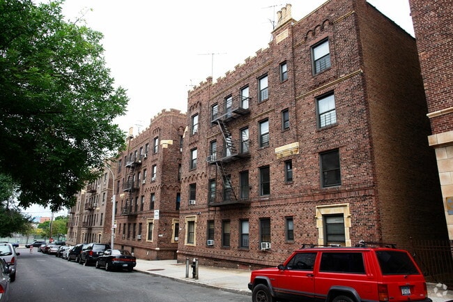 139-09 34th Rd
