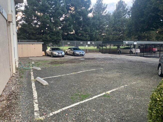 Photo - 2467 Colina Ct