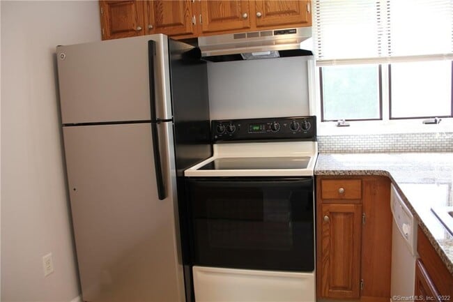 Photo - 5-7 Mannions Ln Unit 21