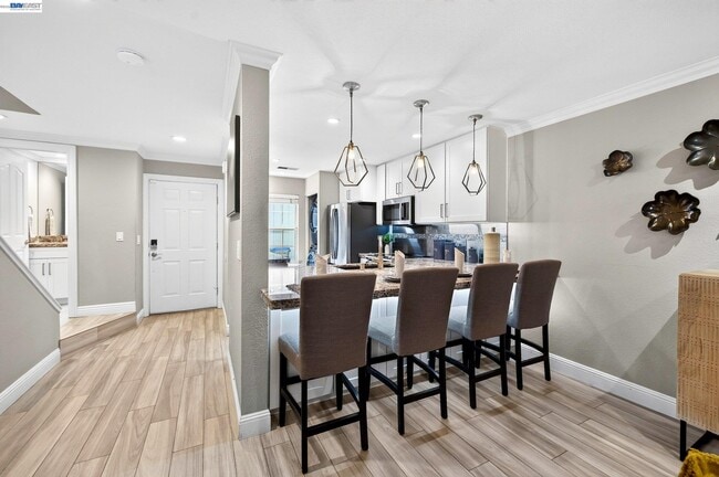 4125 Amberwood Cir