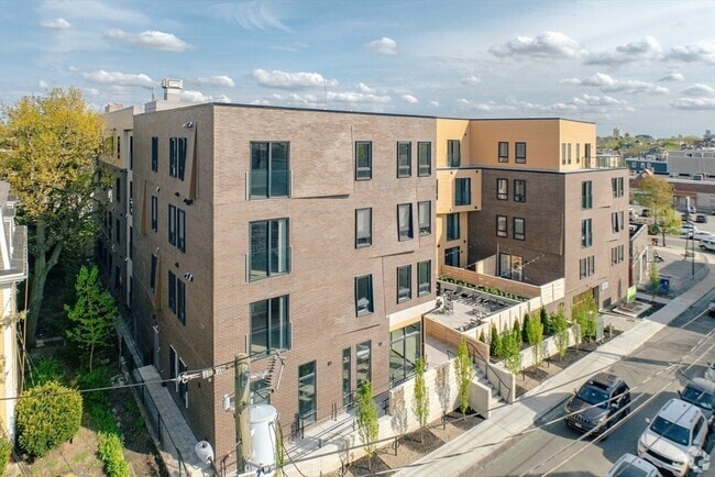Building Photo - 9 Central St Unit 310 Rental