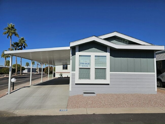 Building Photo - 8700 E University Dr