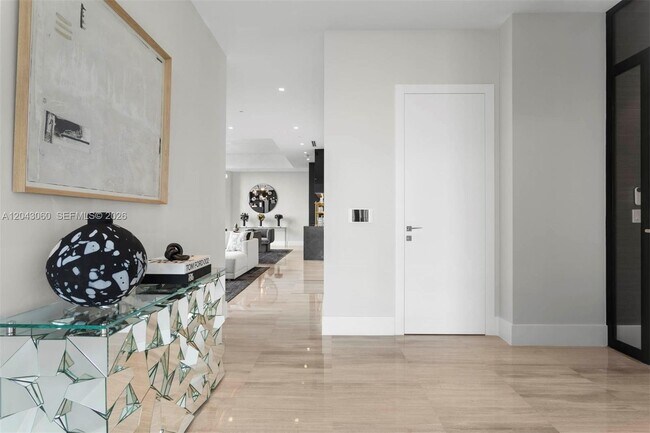 2821 S Bayshore Dr Unit 8A