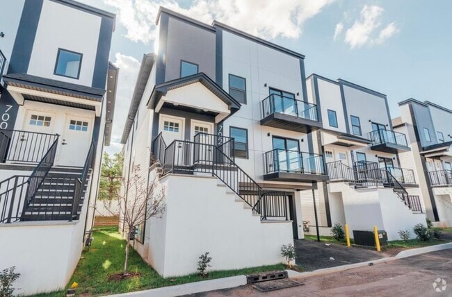 Building Photo - 716 Seaport Dr Unit 1 Rental
